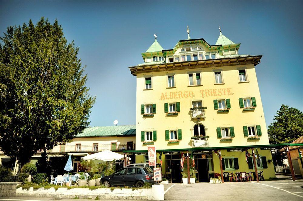 阿尔贝格里雅斯特酒店 Lorenzago Di Cadore 外观 照片